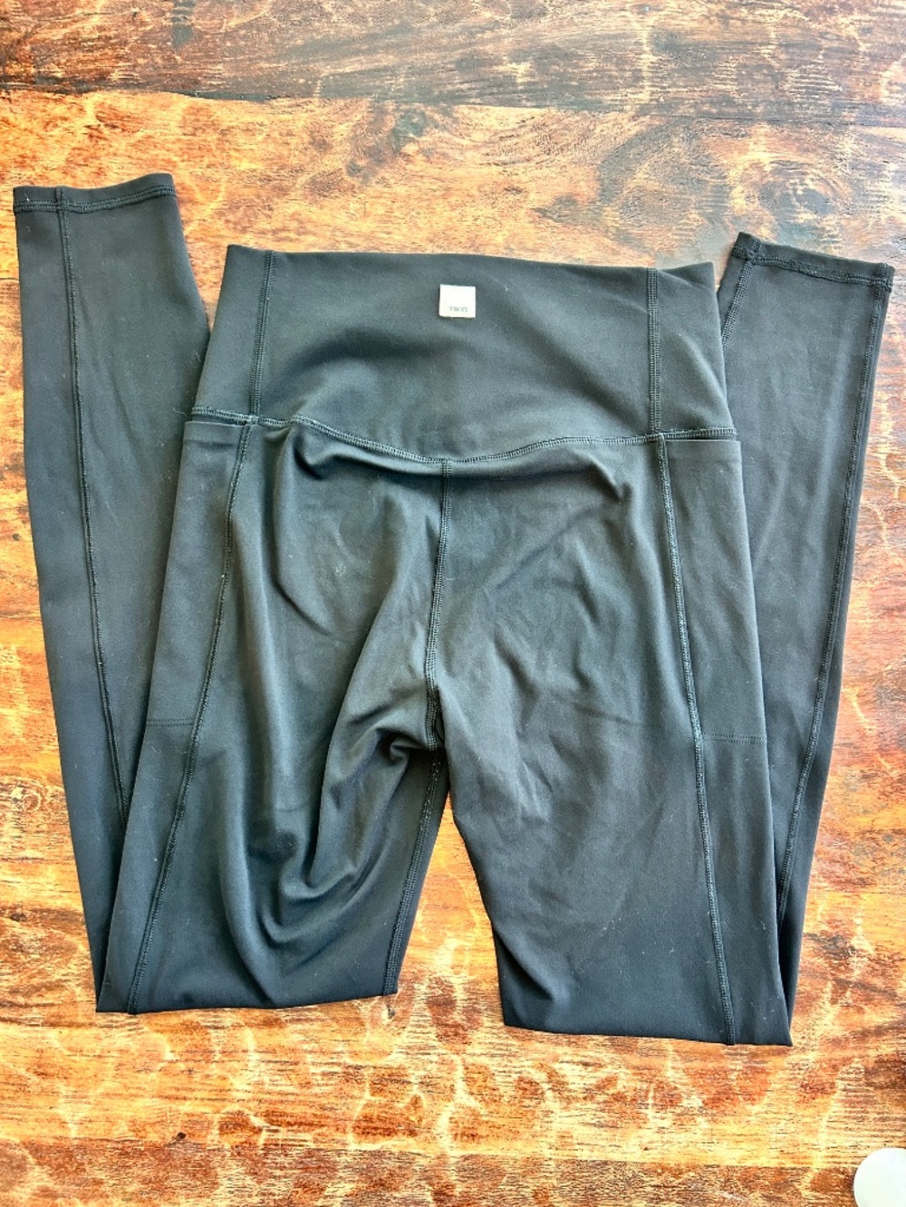 Black Vuori Athletic Leggings - Picture 2 of 9